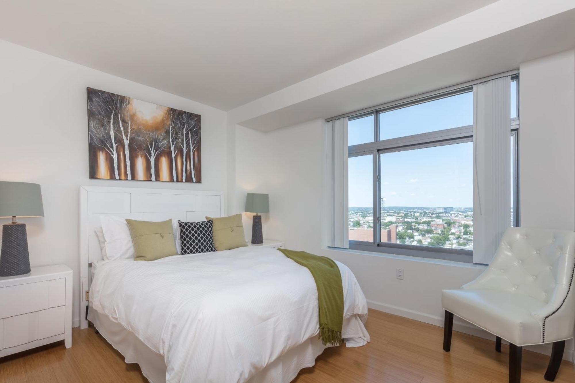 Global Luxury Suites At Kendall West Cambridge Room photo
